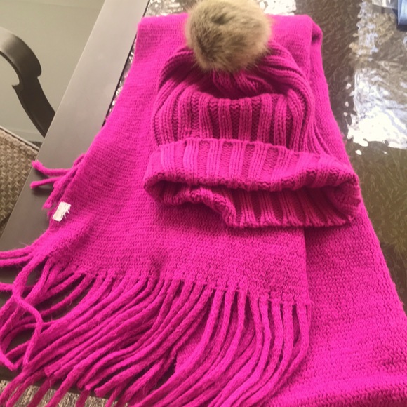 Old Navy Accessories - Scarf and matching hat